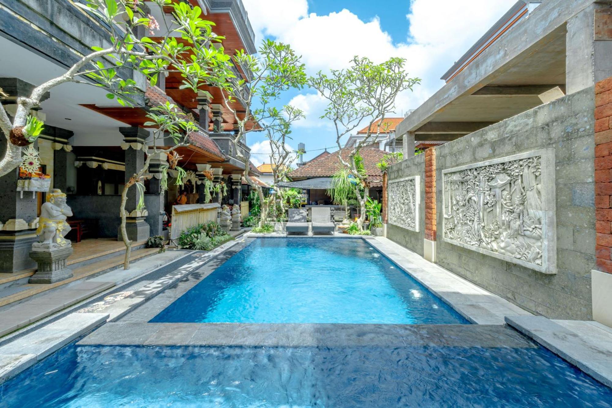 Suarsena Ubud Bagian luar foto